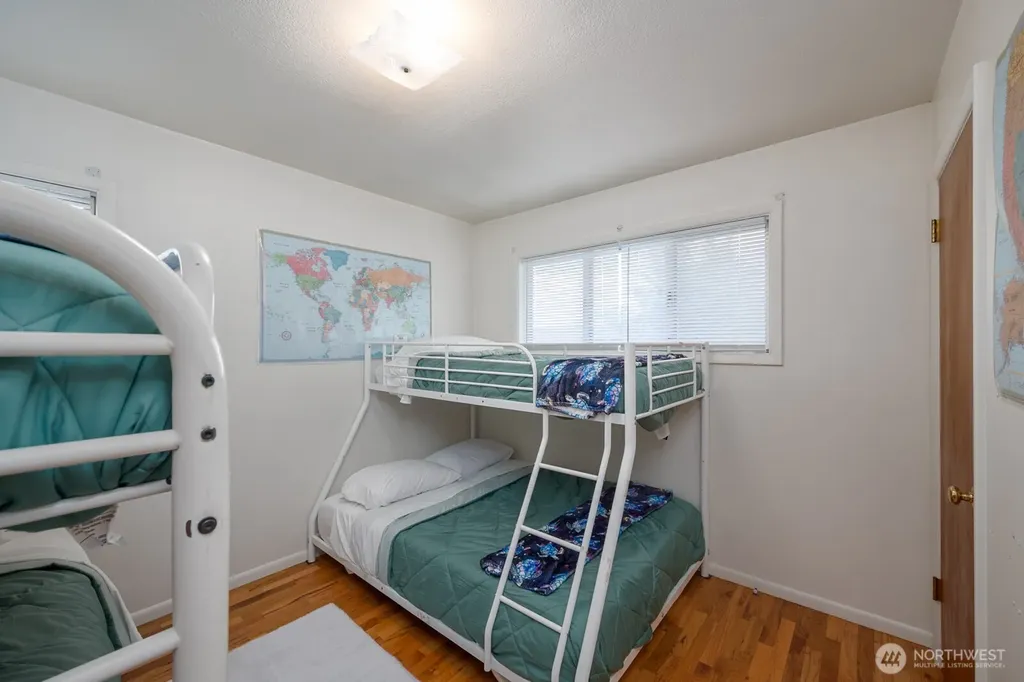 1609 W Lakeside Drive Moses Lake WA 98837
