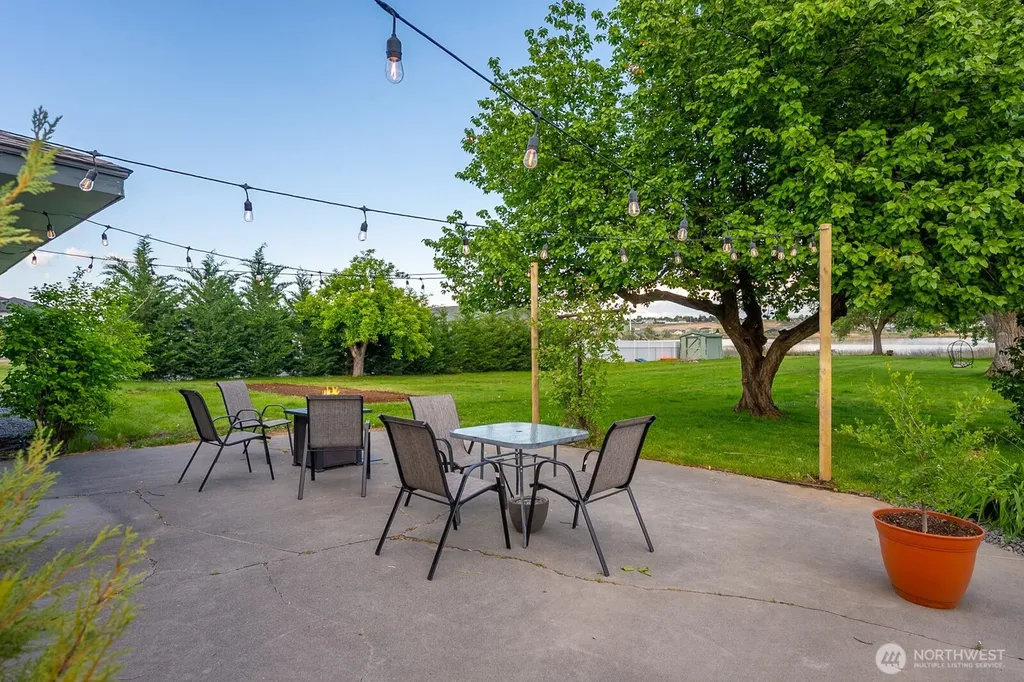 1609 W Lakeside Drive Moses Lake WA 98837