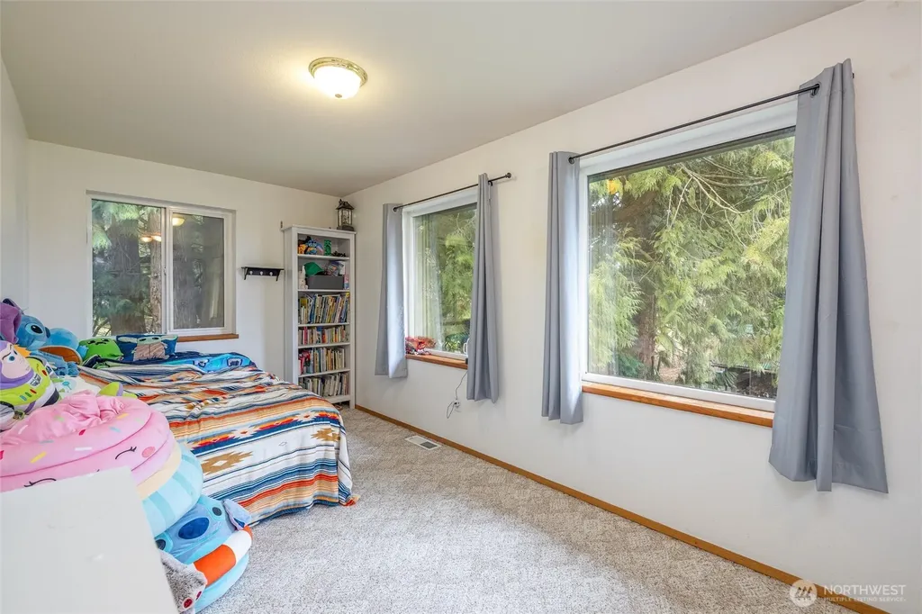 4390 Fleet Road Blaine WA 98230