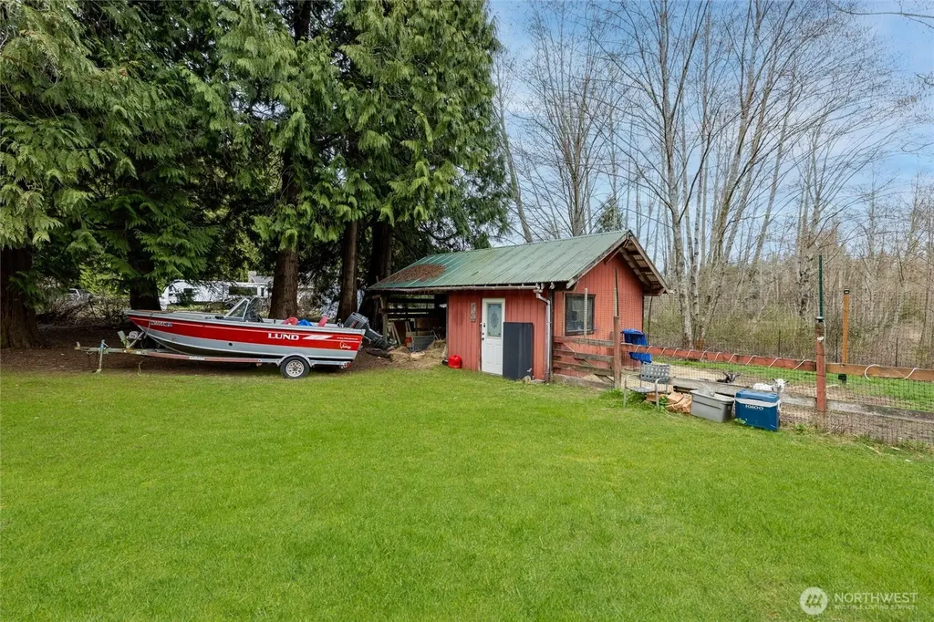 4390 Fleet Road Blaine WA 98230