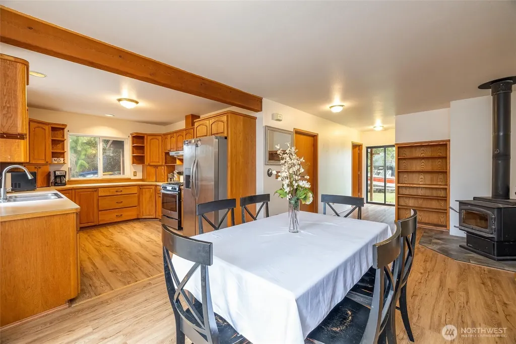 4390 Fleet Road Blaine WA 98230