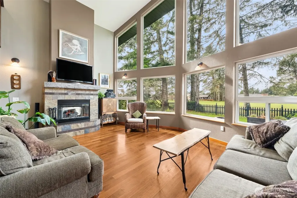 147 Octopus Avenue NE Ocean Shores WA 98569
