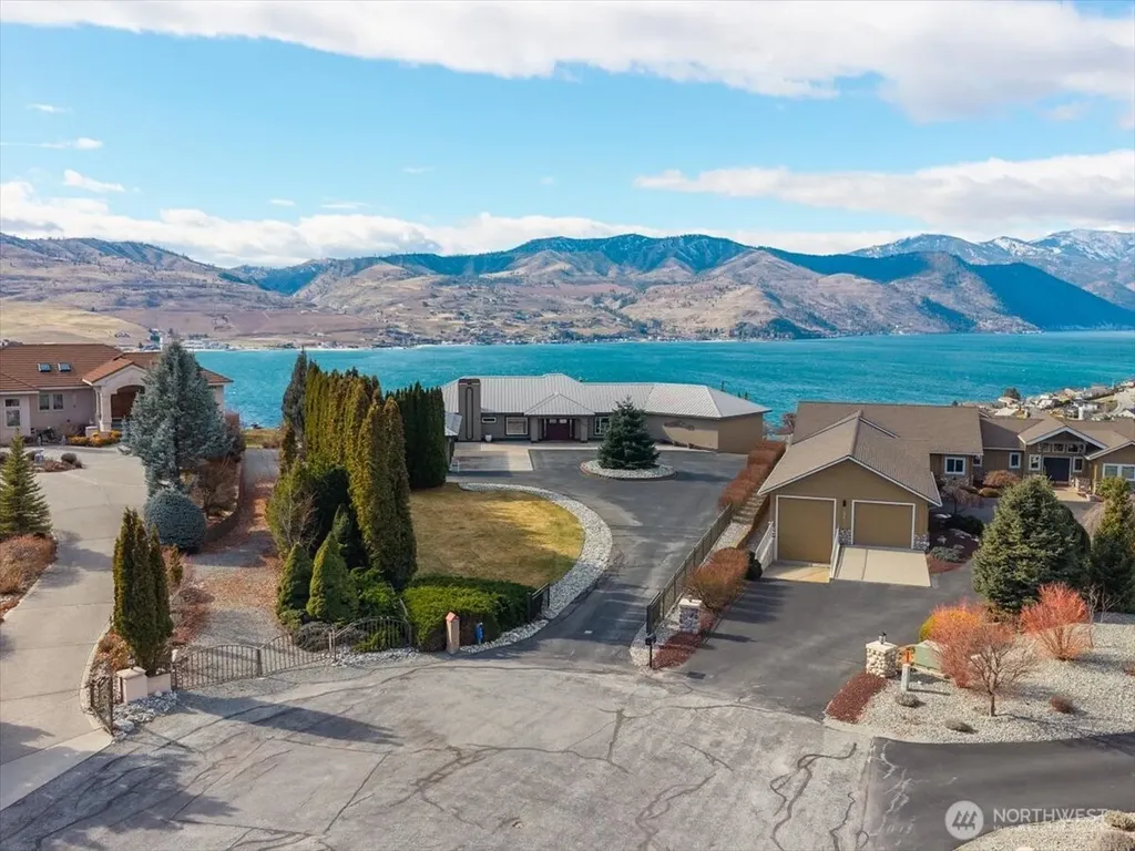 333 Highpoint Place Chelan WA 98816