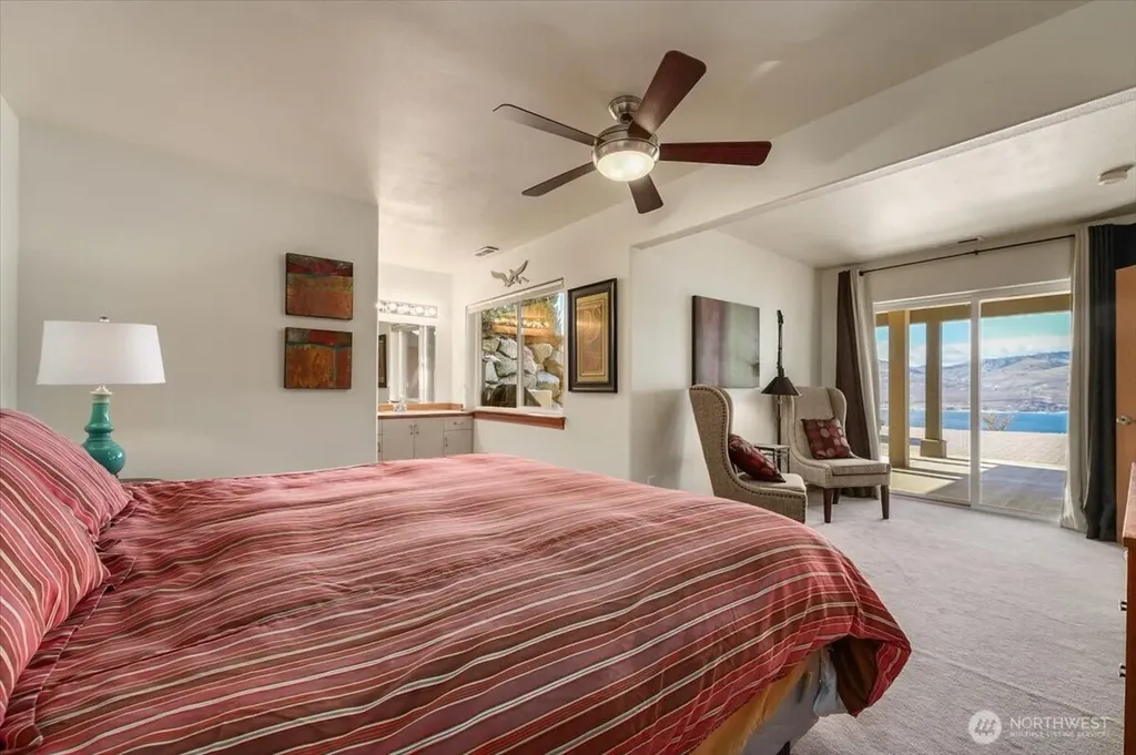 333 Highpoint Place Chelan WA 98816