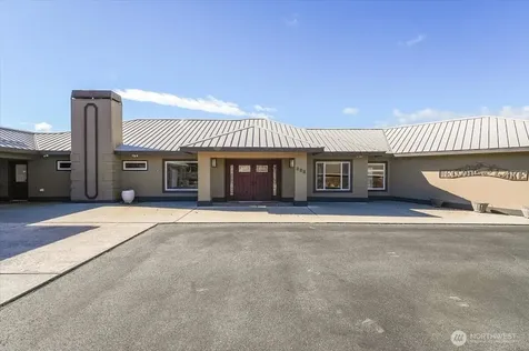 333 Highpoint Place Chelan WA 98816