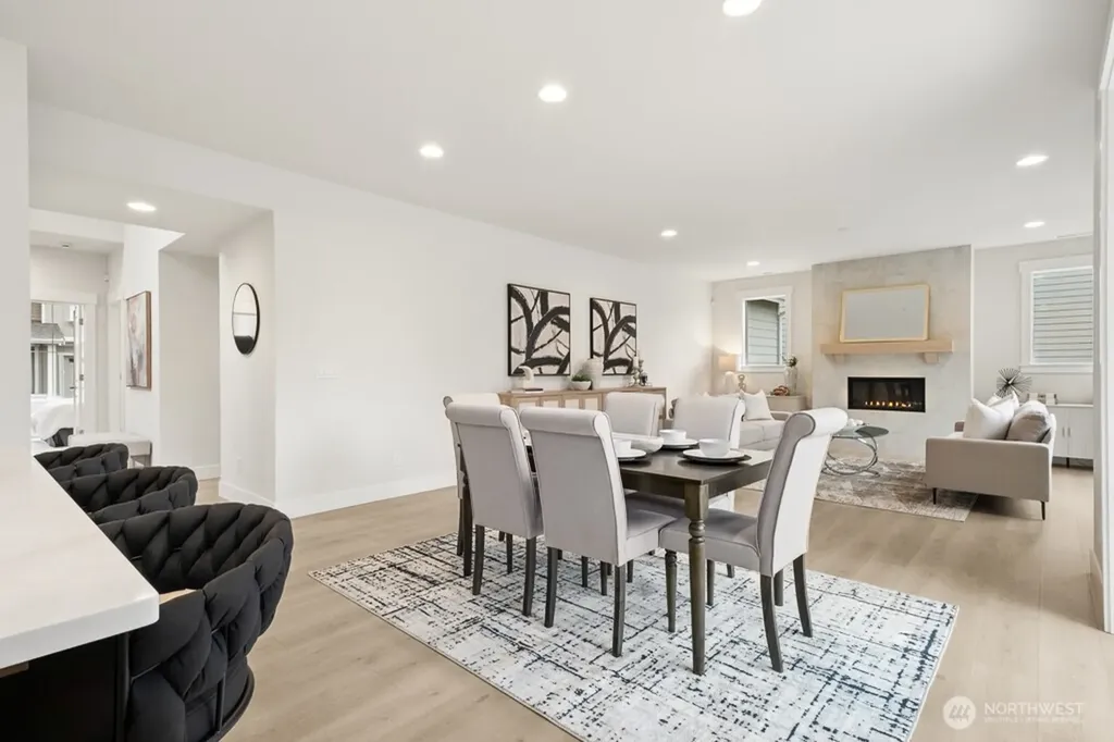 18007 SE 250th Place Covington WA 98042