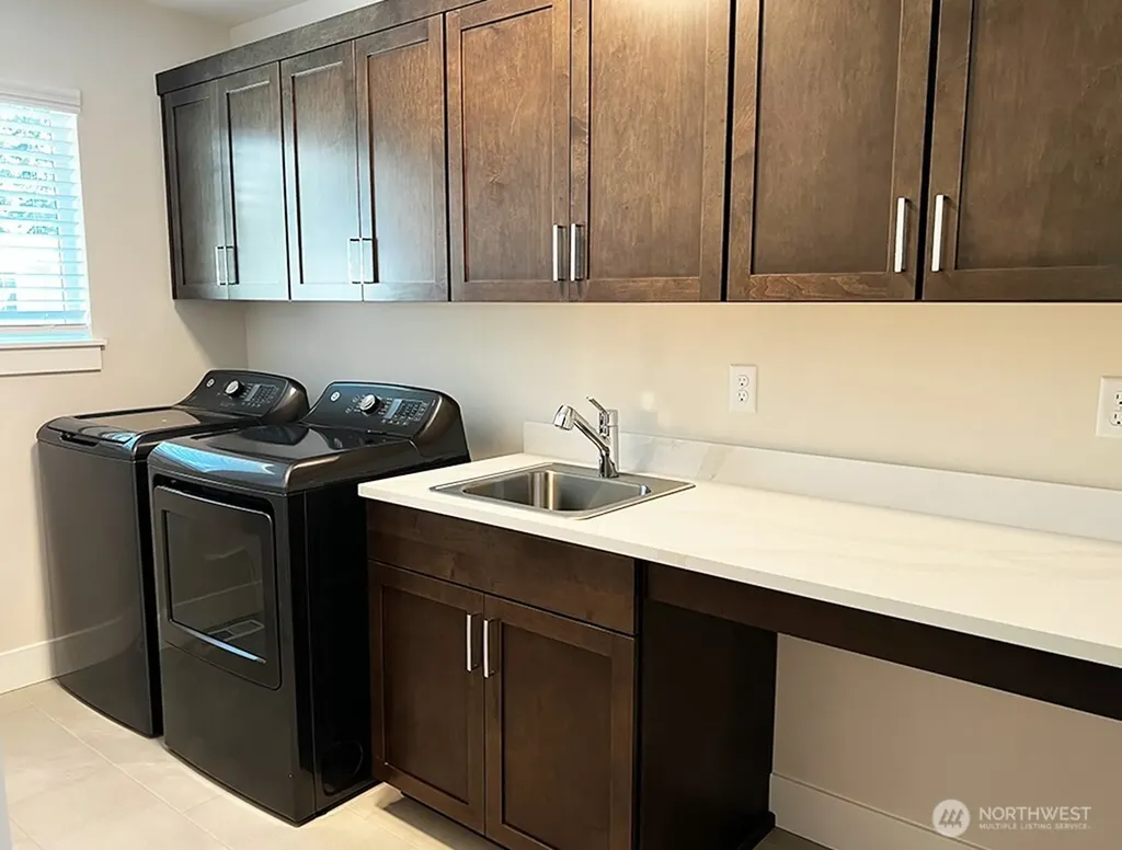 18007 SE 250th Place Covington WA 98042