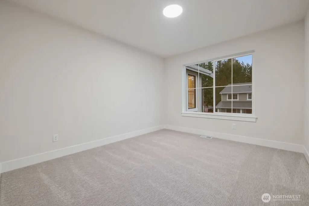 18007 SE 250th Place Covington WA 98042
