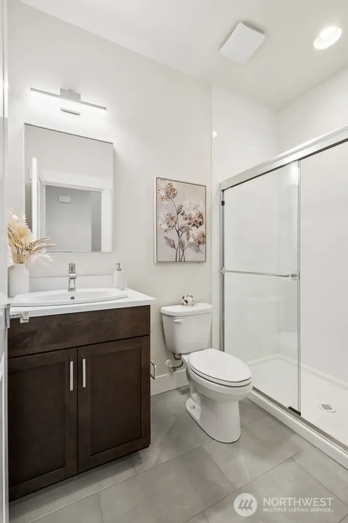 18007 SE 250th Place Covington WA 98042