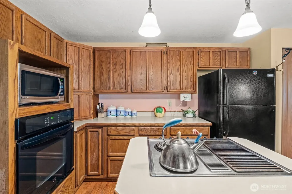 8115 Berry Ridge Lane NW Silverdale WA 98383