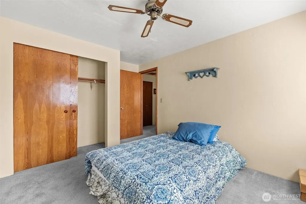 8115 Berry Ridge Lane NW Silverdale WA 98383