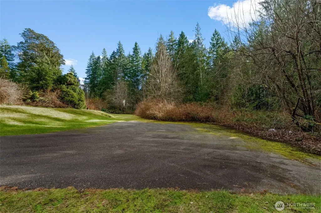 8115 Berry Ridge Lane NW Silverdale WA 98383