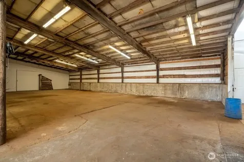 790 E Badger Road Lynden WA 98264