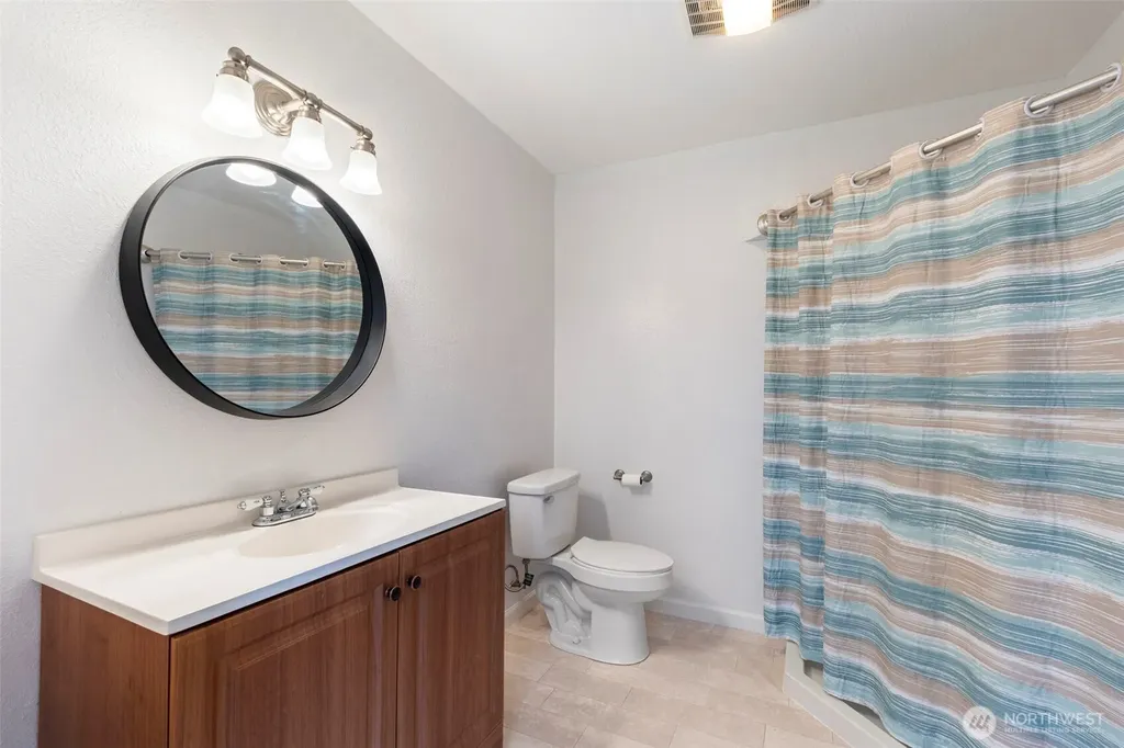 5134 Old Military Road SE Tenino WA 98589
