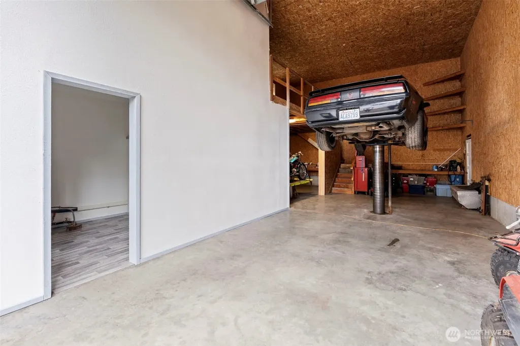 5134 Old Military Road SE Tenino WA 98589