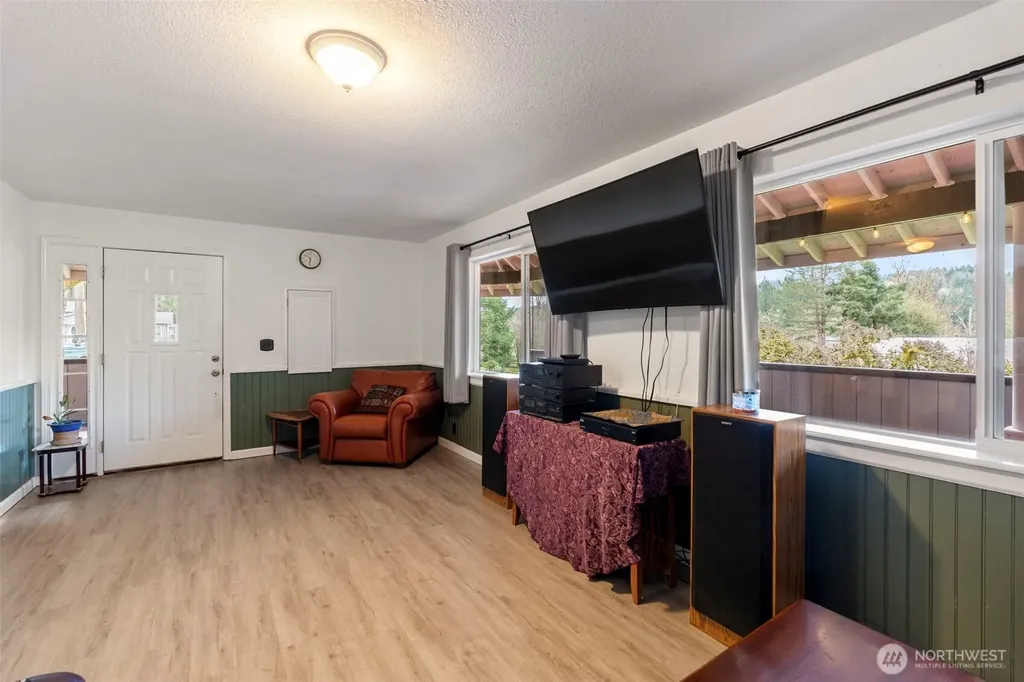 5134 Old Military Road SE Tenino WA 98589