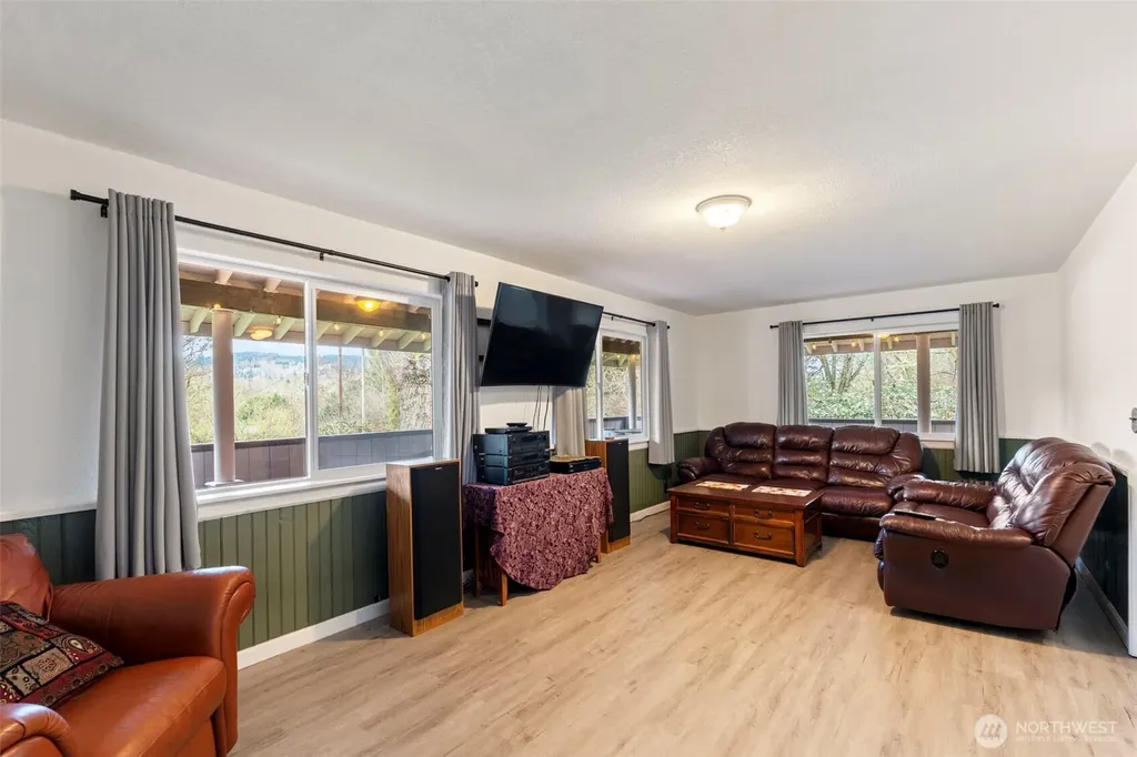 5134 Old Military Road SE Tenino WA 98589