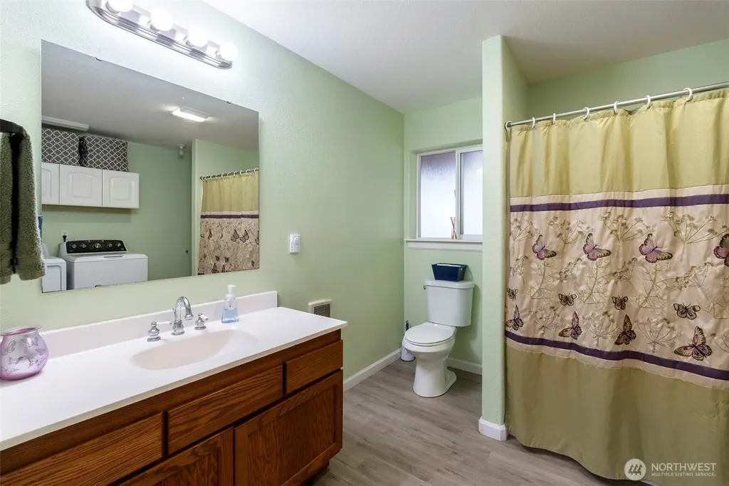 5134 Old Military Road SE Tenino WA 98589