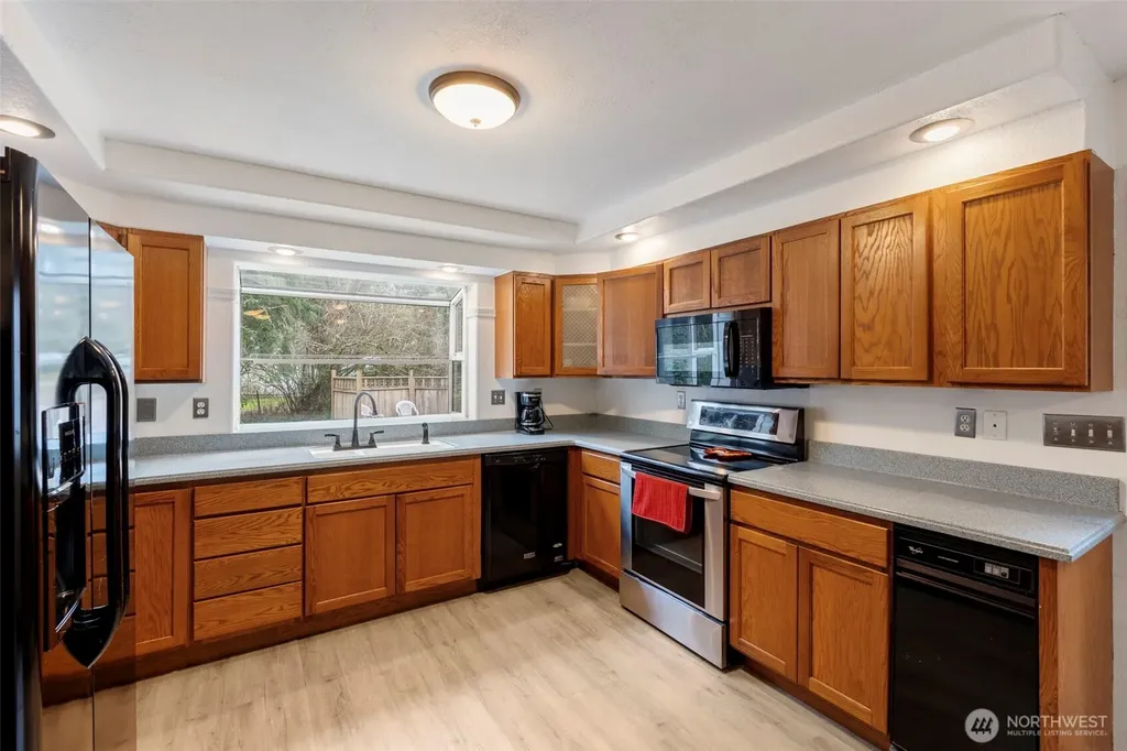 5134 Old Military Road SE Tenino WA 98589