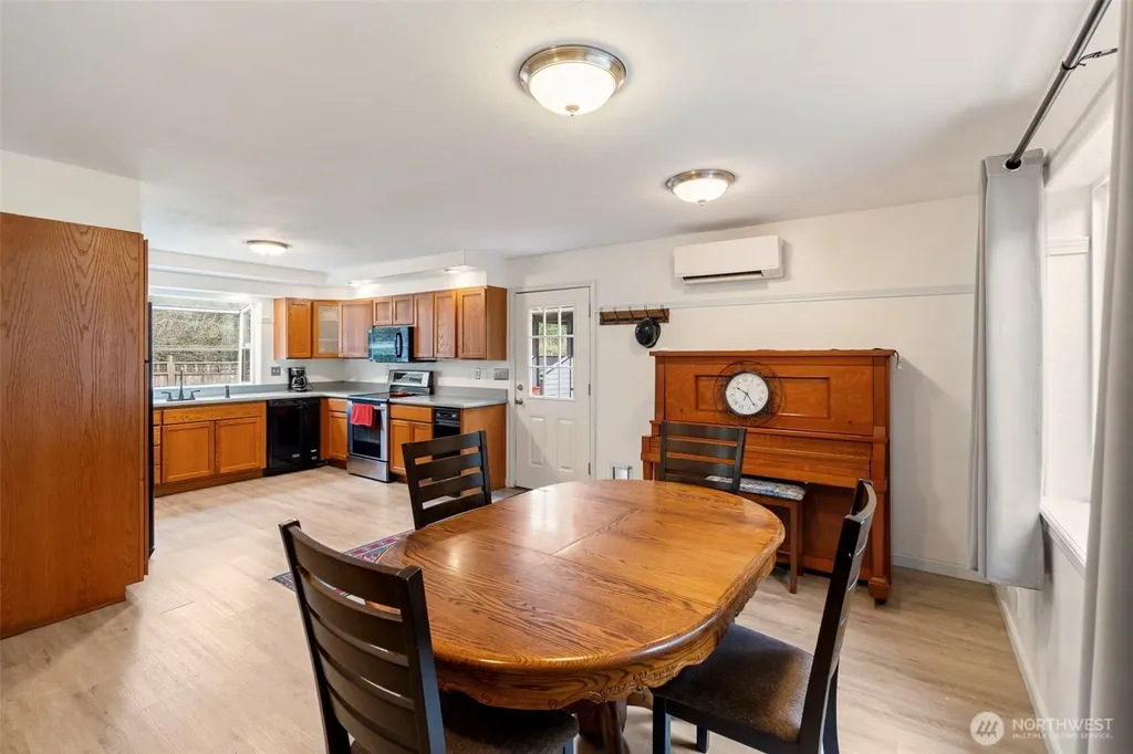 5134 Old Military Road SE Tenino WA 98589
