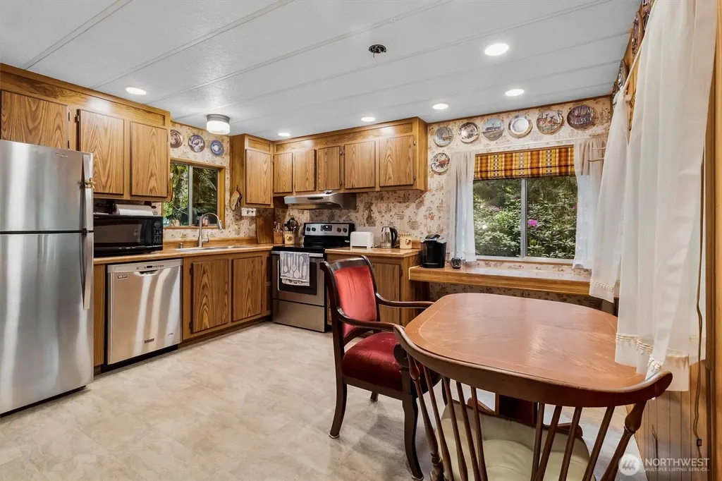 14910 River Lane Concrete WA 98237