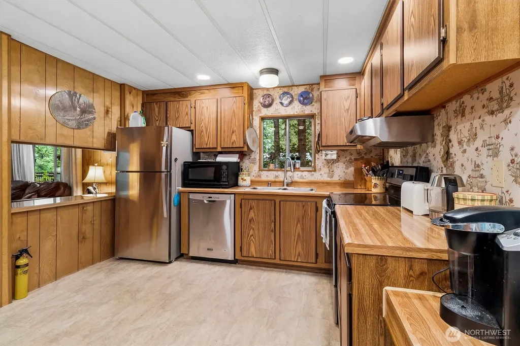 14910 River Lane Concrete WA 98237