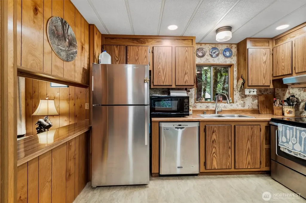 14910 River Lane Concrete WA 98237