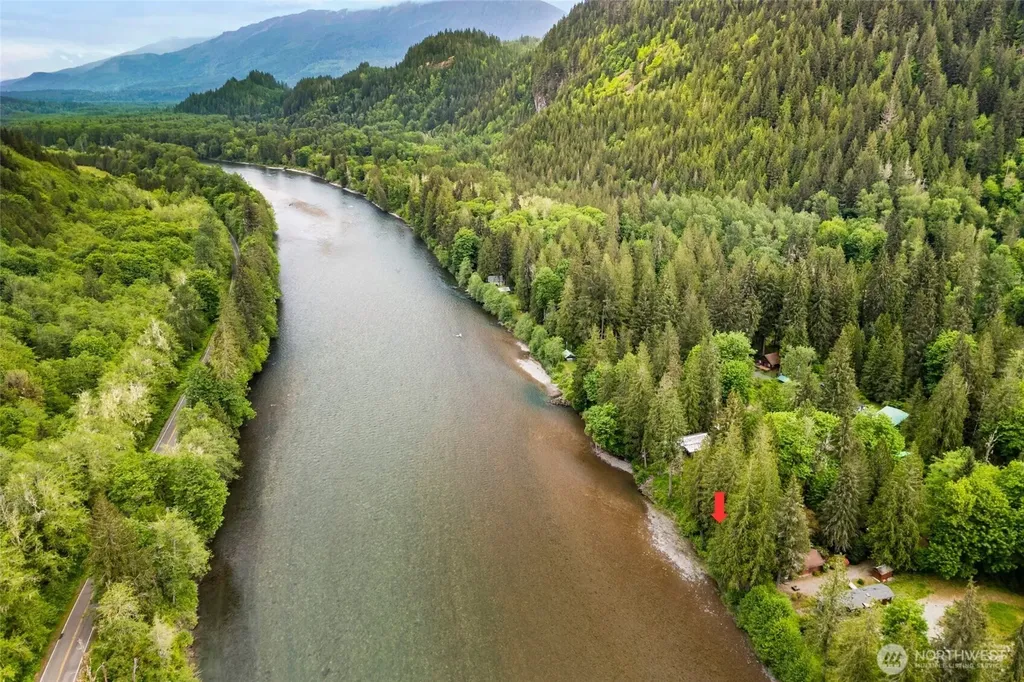 14910 River Lane Concrete WA 98237