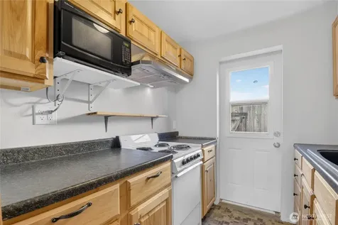 7870 Green Lake Drive N Seattle WA 98103
