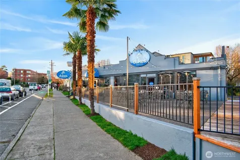 7870 Green Lake Drive N Seattle WA 98103