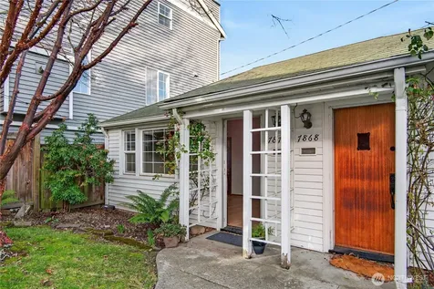 7870 Green Lake Drive N Seattle WA 98103
