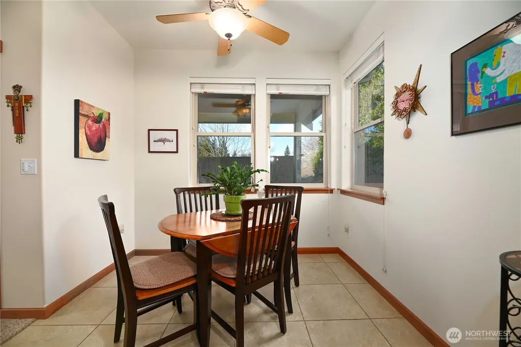 965 Chestnut Loop Mount Vernon WA 98274