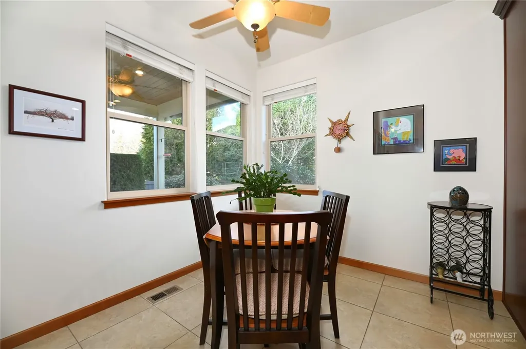 965 Chestnut Loop Mount Vernon WA 98274