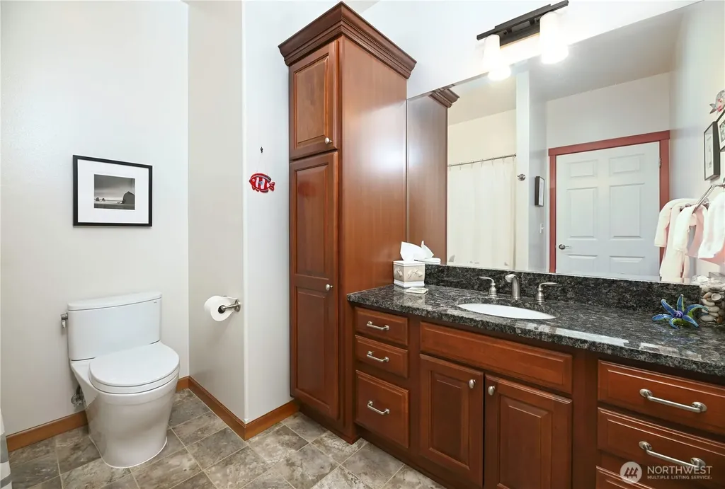 965 Chestnut Loop Mount Vernon WA 98274