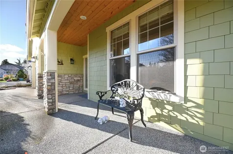 965 Chestnut Loop Mount Vernon WA 98274