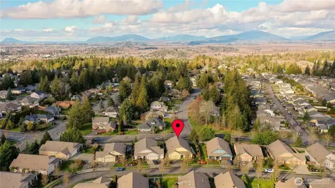 965 Chestnut Loop Mount Vernon WA 98274
