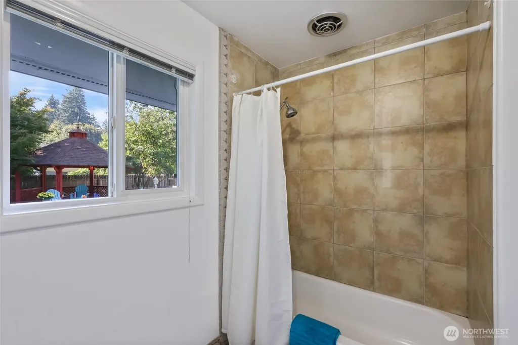 5113 Brassfield Drive SE Olympia WA 98501