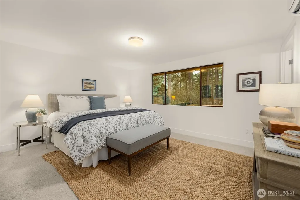 18843 168th Avenue NE Woodinville WA 98072