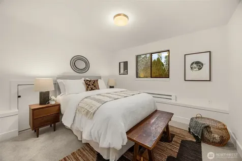 18843 168th Avenue NE Woodinville WA 98072