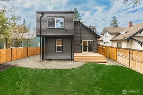 949 S Ridgewood Avenue Tacoma WA 98405