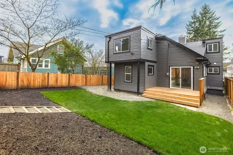 949 S Ridgewood Avenue Tacoma WA 98405