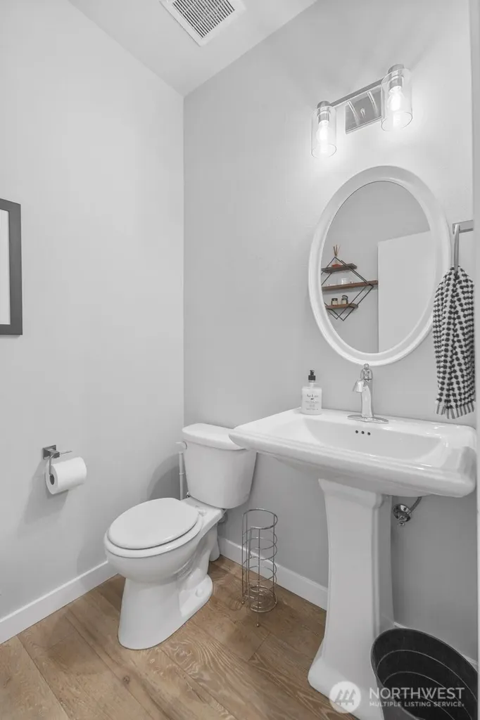 7628 222nd Street SW Edmonds WA 98026