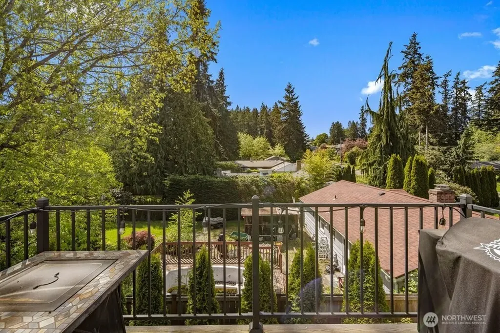 7628 222nd Street SW Edmonds WA 98026