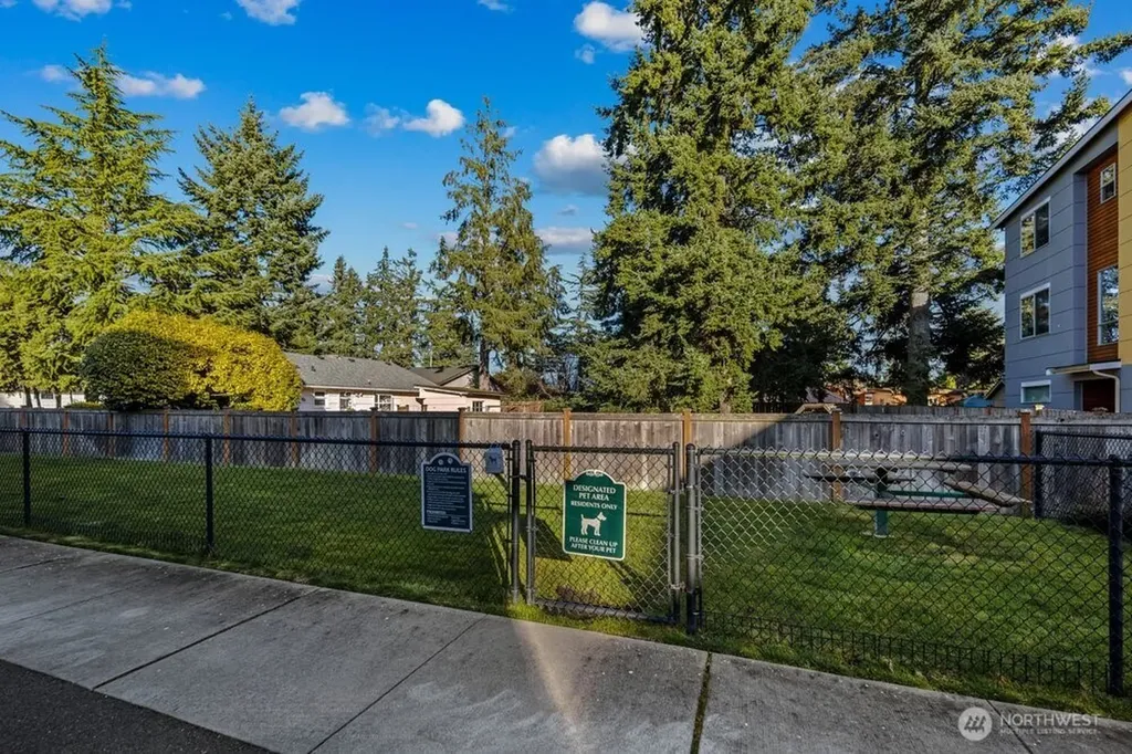 7628 222nd Street SW Edmonds WA 98026