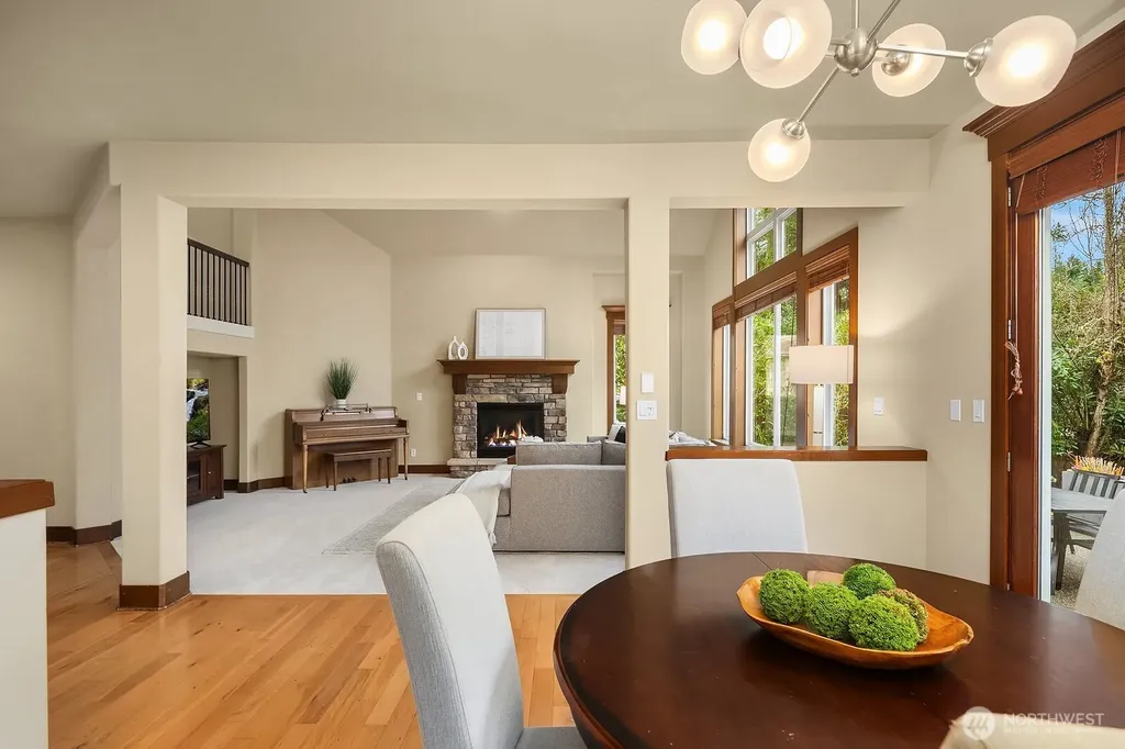 809 235th Avenue NE Sammamish WA 98074