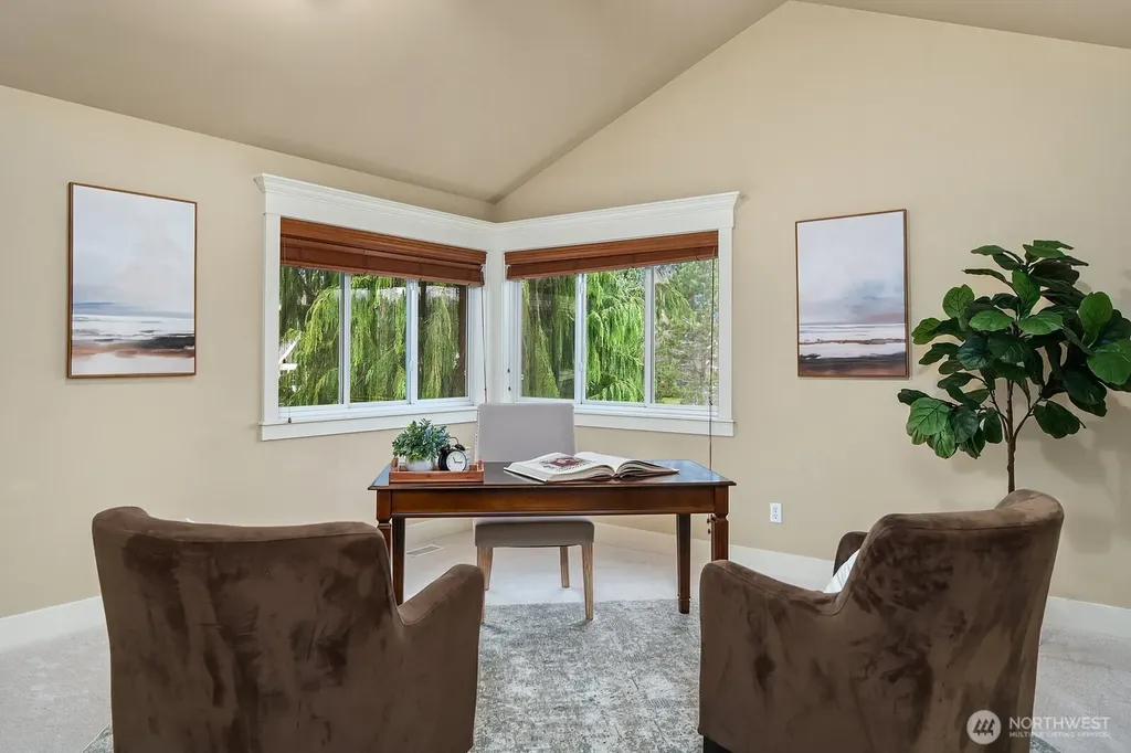 809 235th Avenue NE Sammamish WA 98074