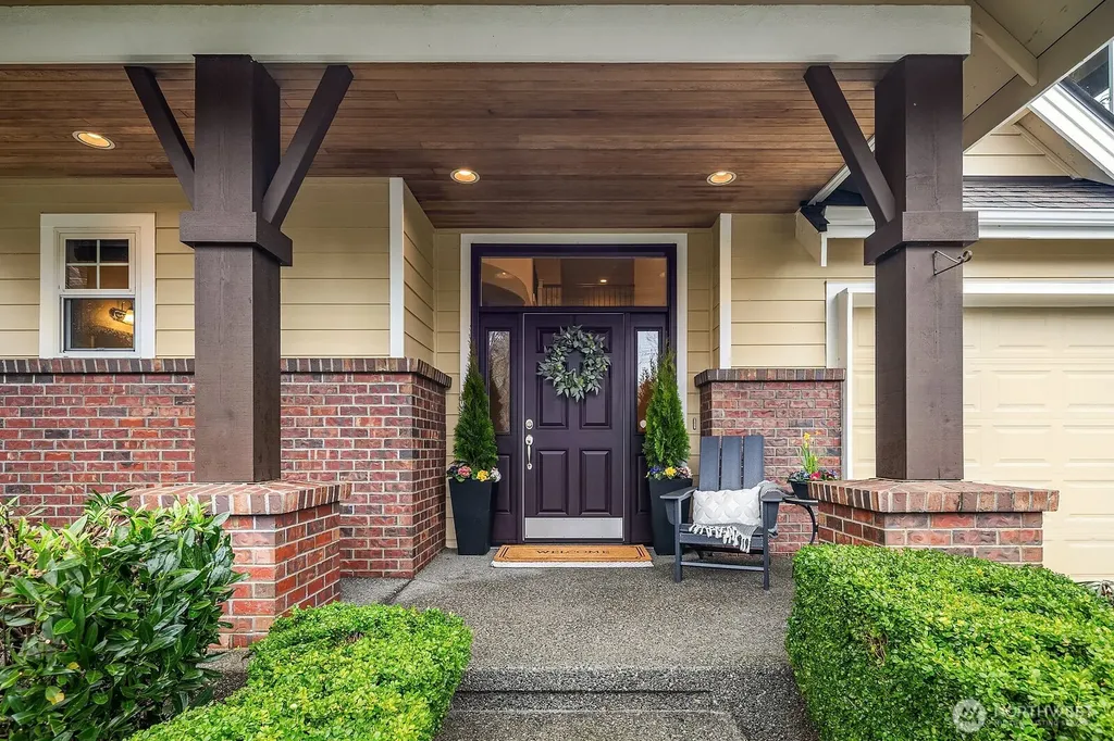 809 235th Avenue NE Sammamish WA 98074
