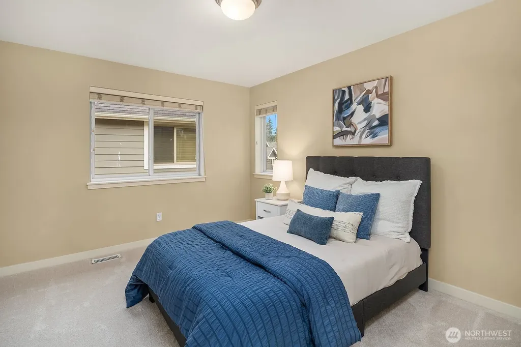 809 235th Avenue NE Sammamish WA 98074