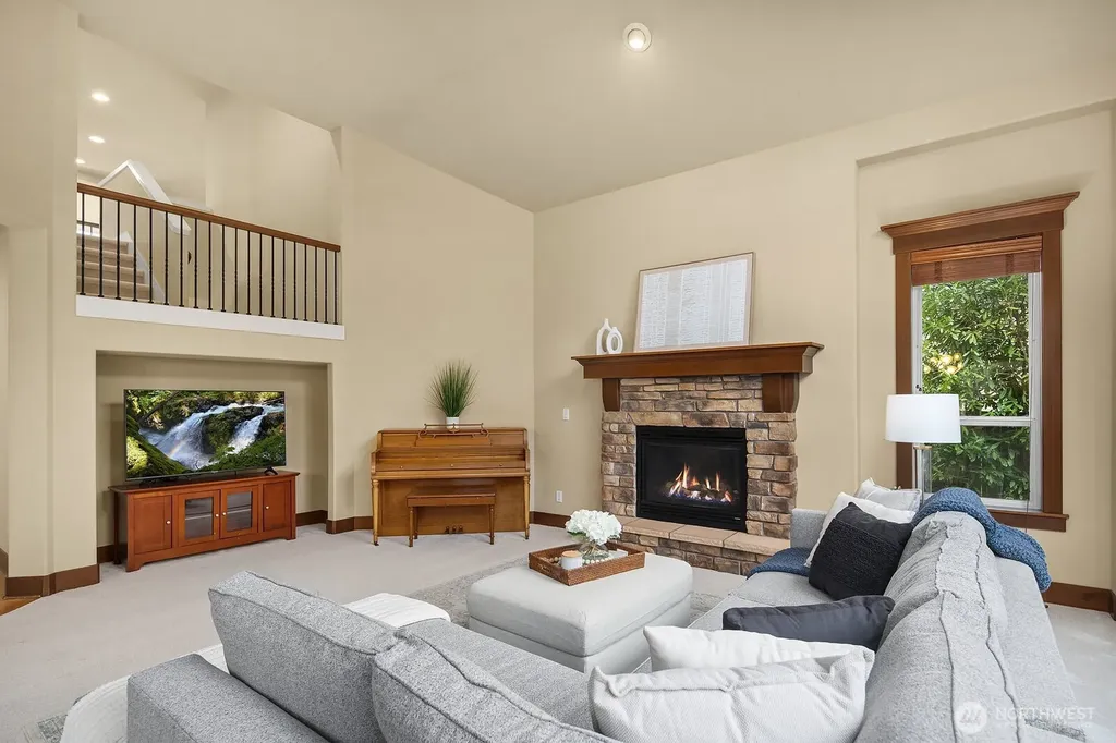 809 235th Avenue NE Sammamish WA 98074