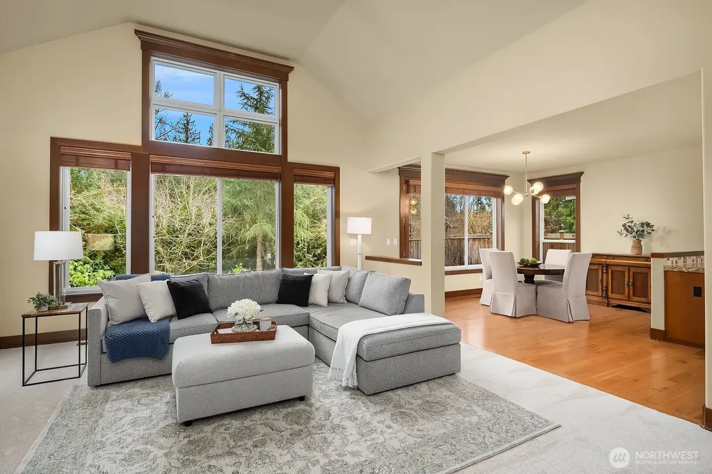 809 235th Avenue NE Sammamish WA 98074
